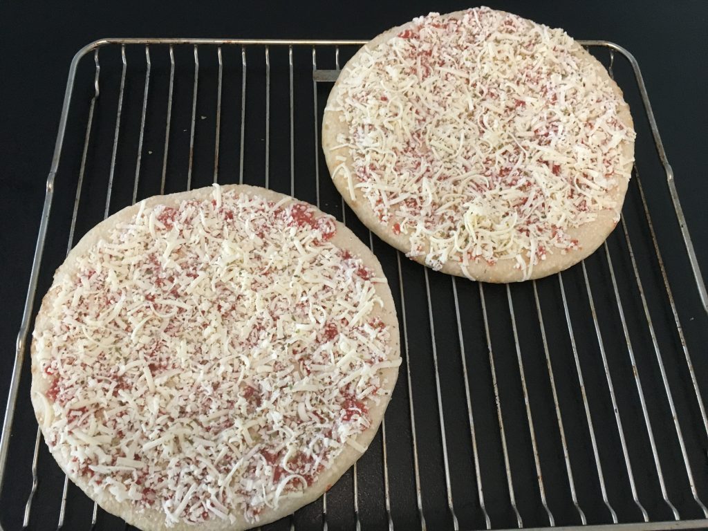 2 Pizzen & 1 Blech Hinter dem Regenbogen